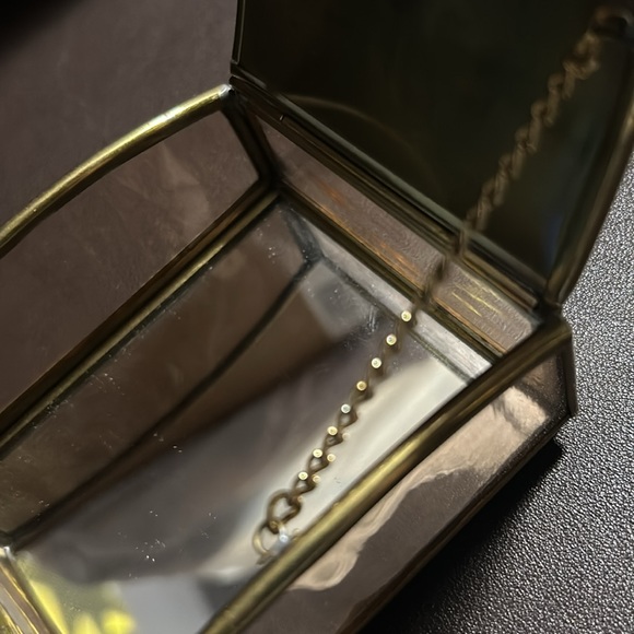 Vintage 90’s classic Via Vermont cross angels glass and brass trinket box - Picture 8 of 17